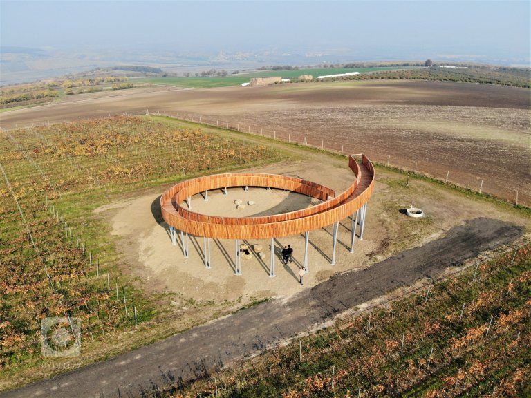 add picture to album