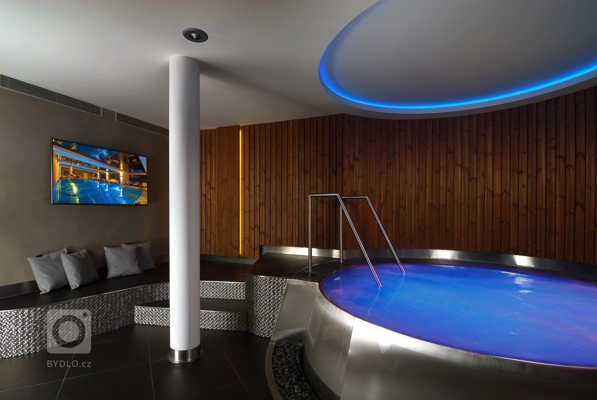 Vířivka v hotelu Bedřiška, Špindlerův Mlýn