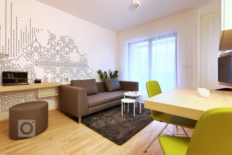 add picture to album