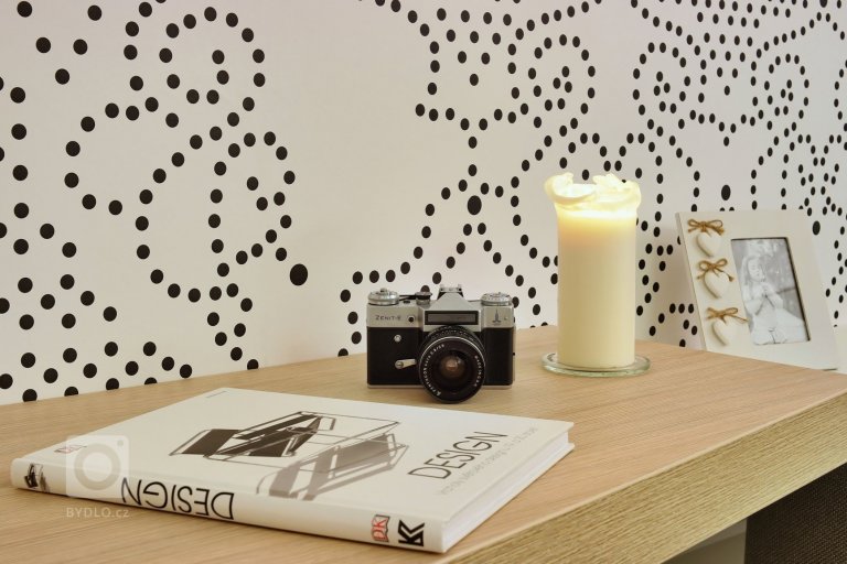 add picture to album