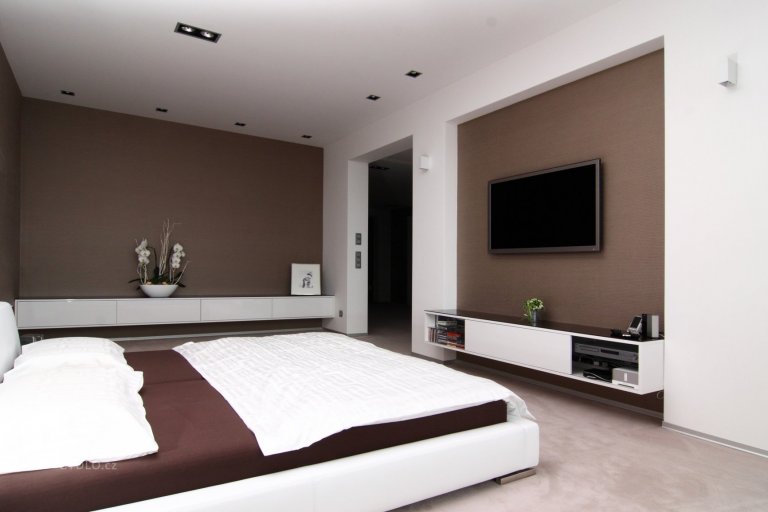 add picture to album