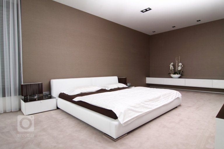 add picture to album