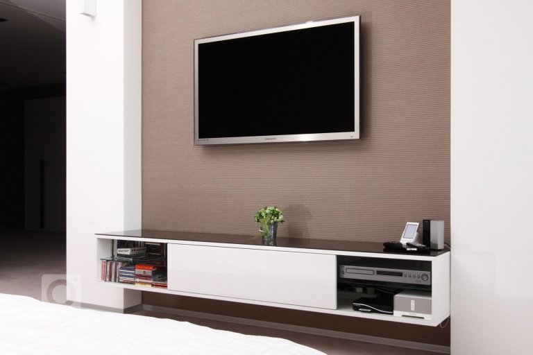 add picture to album