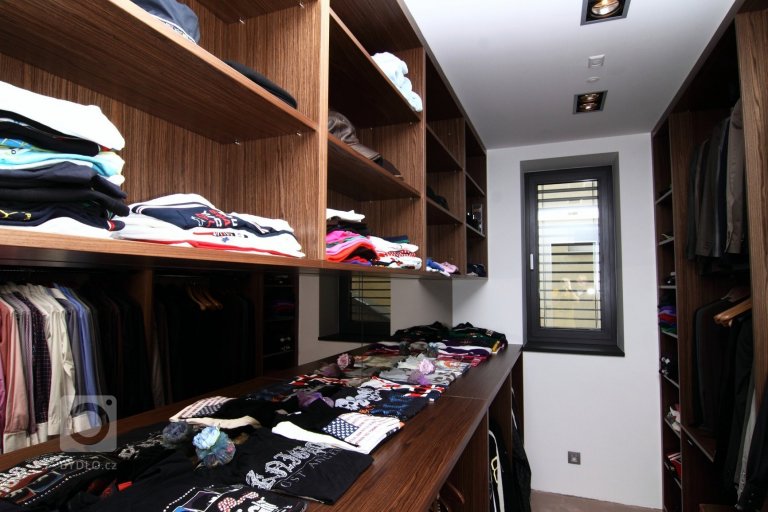 add picture to album