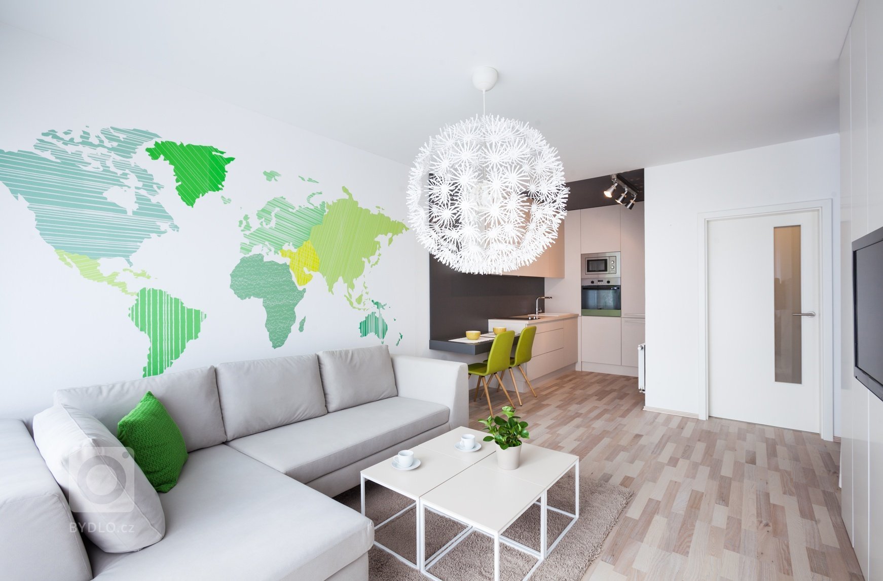 Nový bytový komplex v&nbsp;brněnské Slatině nabídnul množství holých bytů, z&nbsp;nichž jsme jeden oblékli do severského stylu.&nbsp;

Měli jsme navrhnout a…