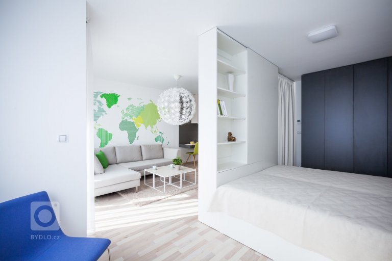 add picture to album