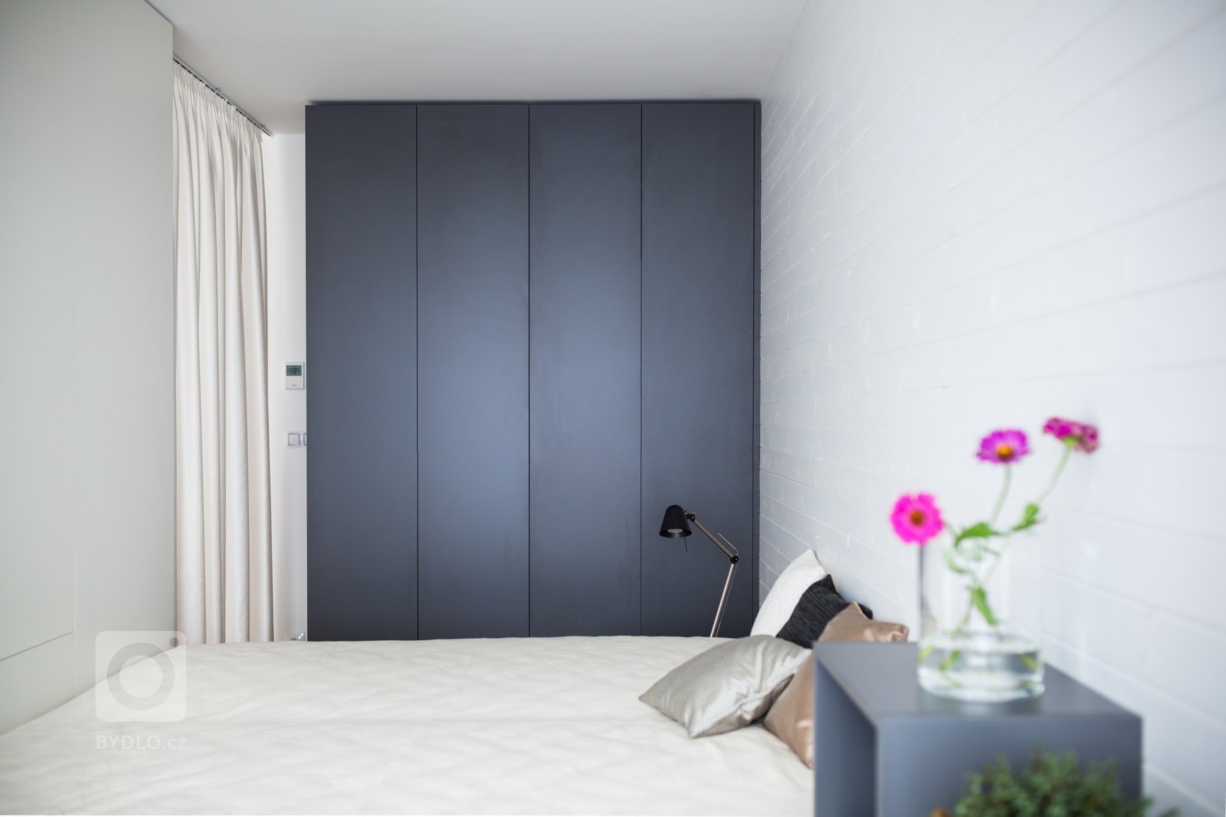 Nový bytový komplex v&nbsp;brněnské Slatině nabídnul množství holých bytů, z&nbsp;nichž jsme jeden oblékli do severského stylu.&nbsp;

Měli jsme navrhnout a…