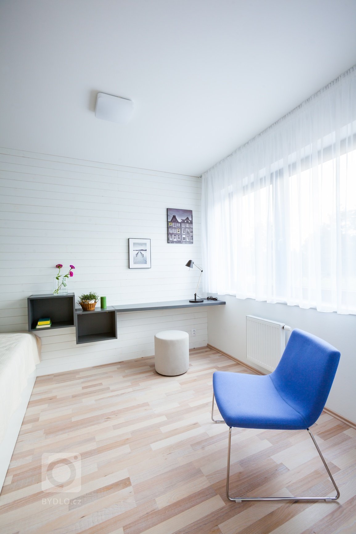 Nový bytový komplex v&nbsp;brněnské Slatině nabídnul množství holých bytů, z&nbsp;nichž jsme jeden oblékli do severského stylu.&nbsp;

Měli jsme navrhnout a…