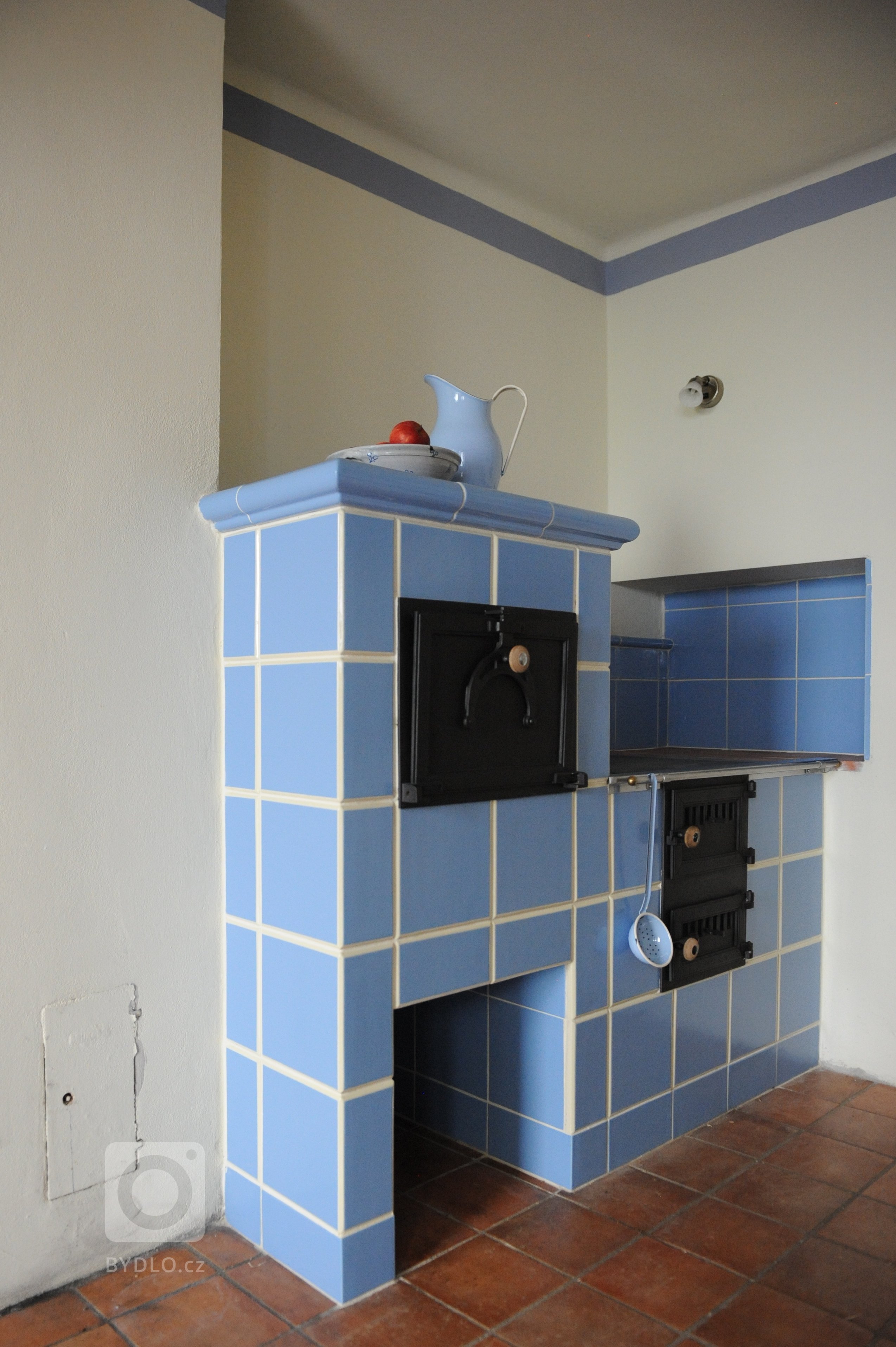 Keramika a realizace: K&amp;K Poker &ndash; Kamnářství Bechyně
