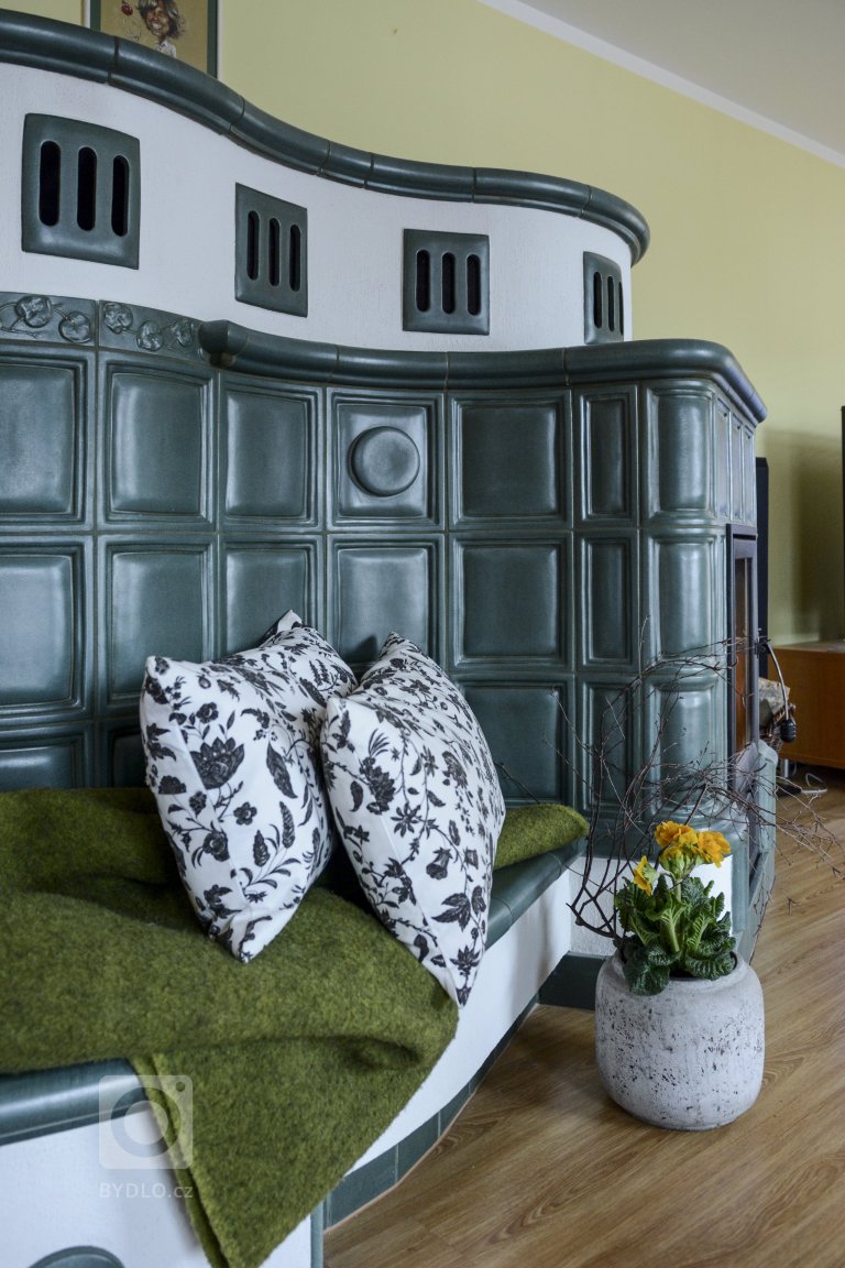 add picture to album