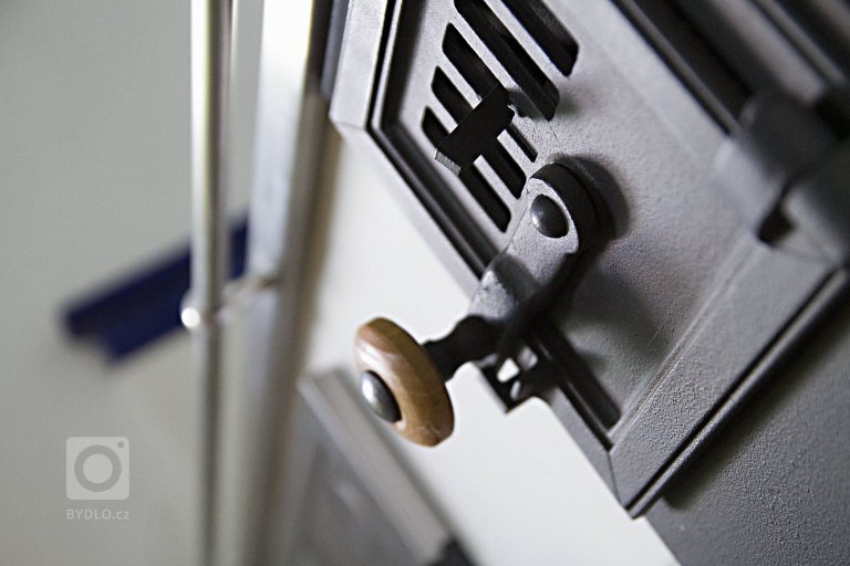 add picture to album