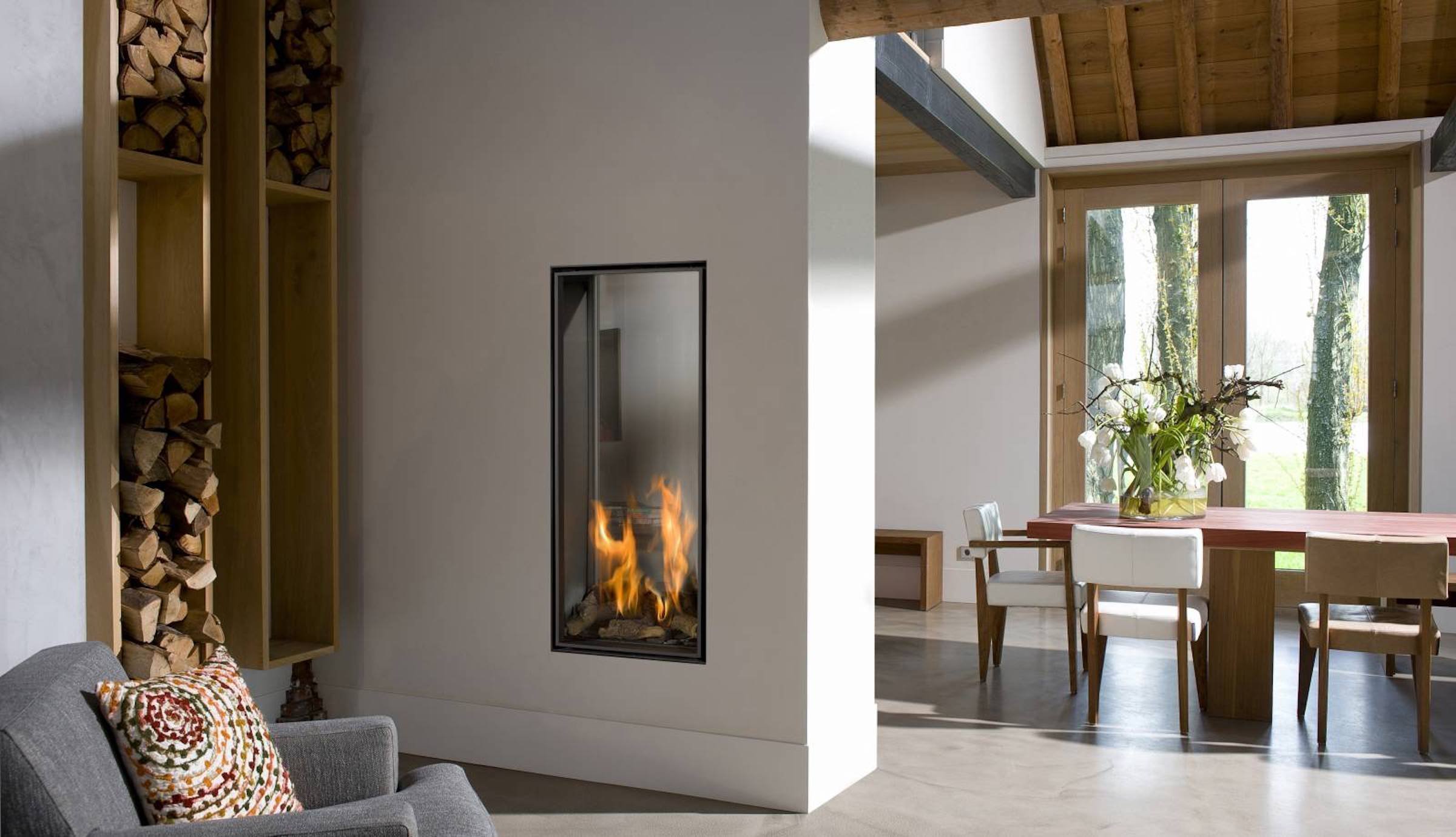 Kolem kamen pro vás dováží krbové vložky zahraničních výrobců, jako jsou Spartherm, Brunner, Iron Dog, Wesbo, firetube, Pertinger nebo litinové nádobí…