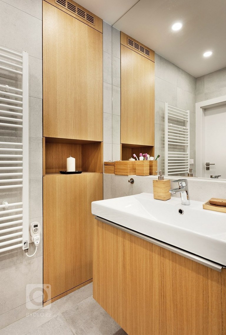 add picture to album