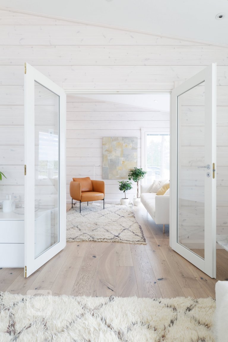 add picture to album