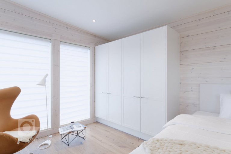 add picture to album