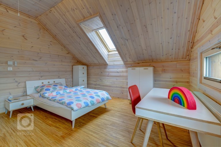 add picture to album