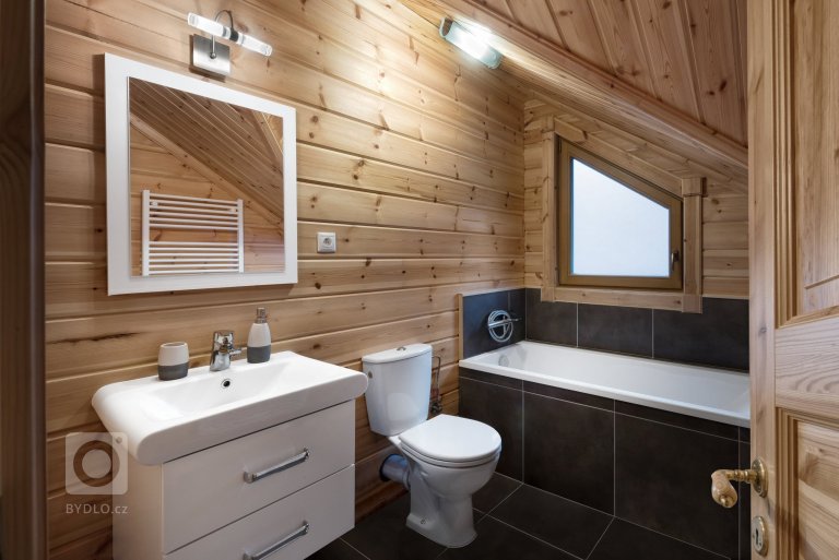 add picture to album