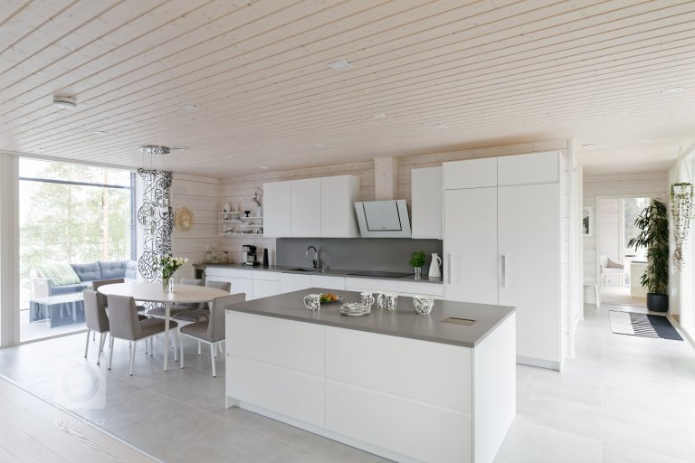 add picture to album