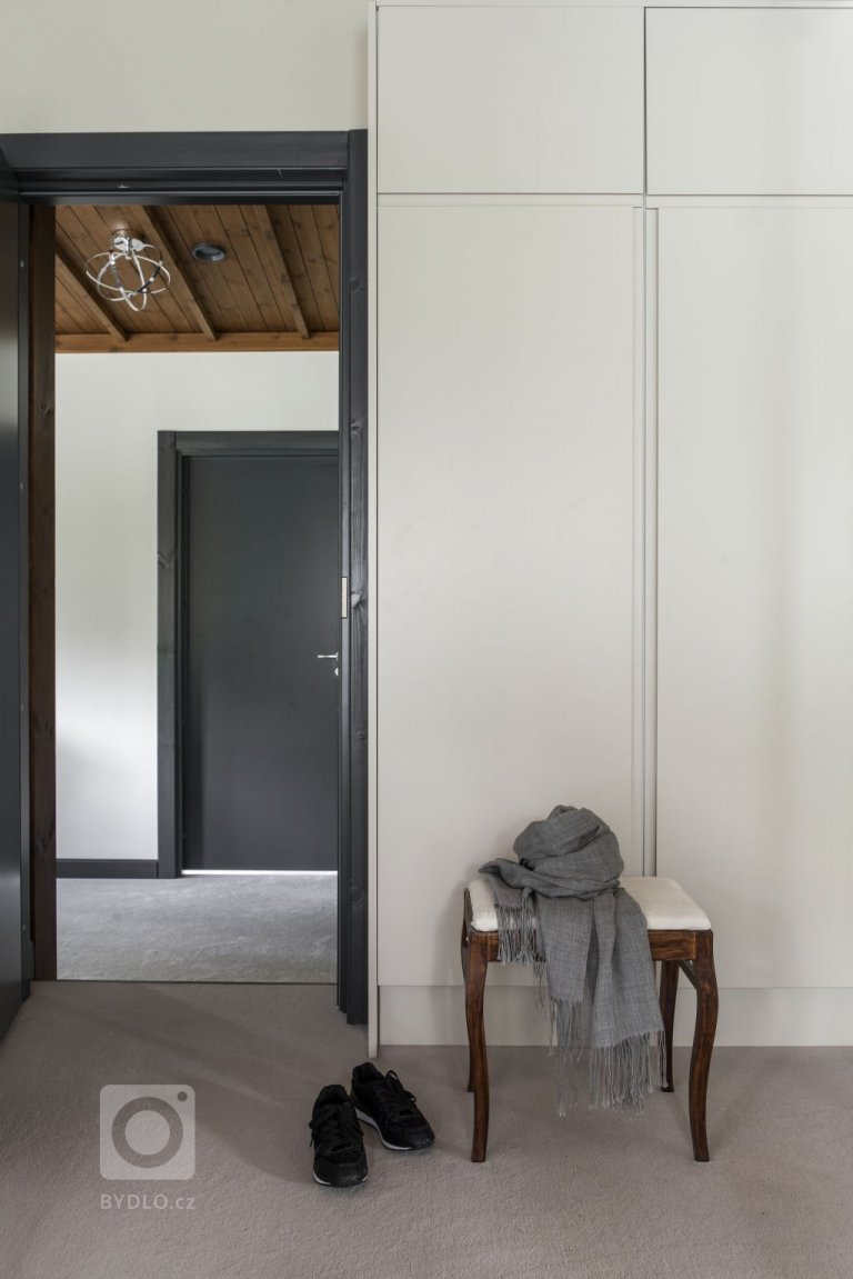 add picture to album