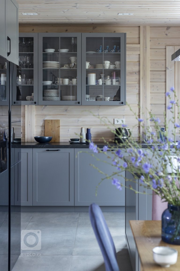 add picture to album