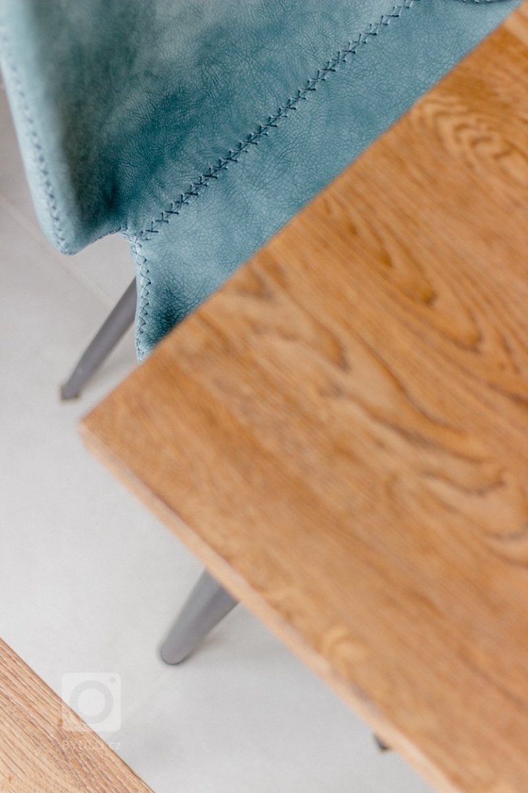 add picture to album