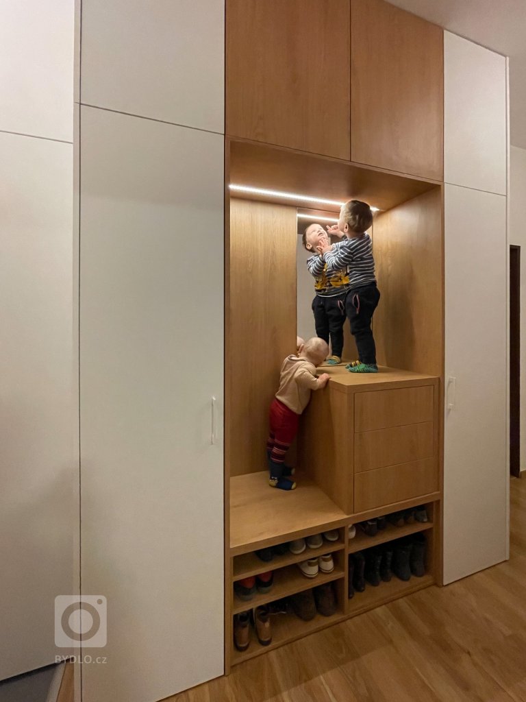 add picture to album