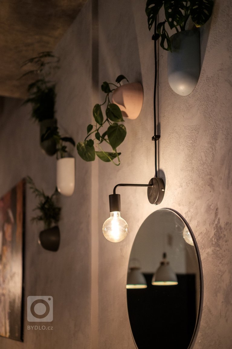 add picture to album