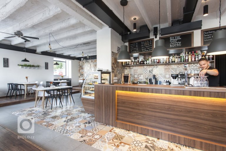 add picture to album