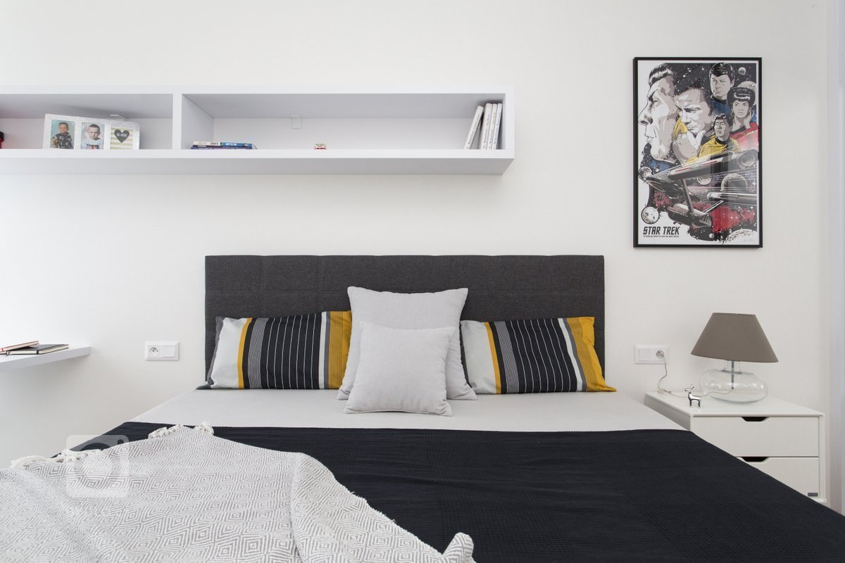 Nový developerský projekt, mladá slečna, první bydlení a hned byla tak světová, že se do zařizování nepustila sama, ale nechala si poradit. Pokud přijdete včas…