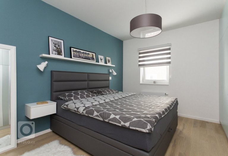 add picture to album