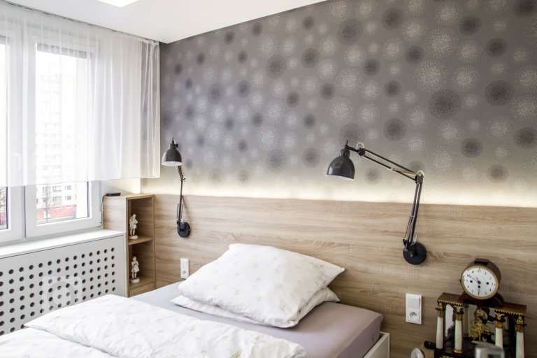 add picture to album