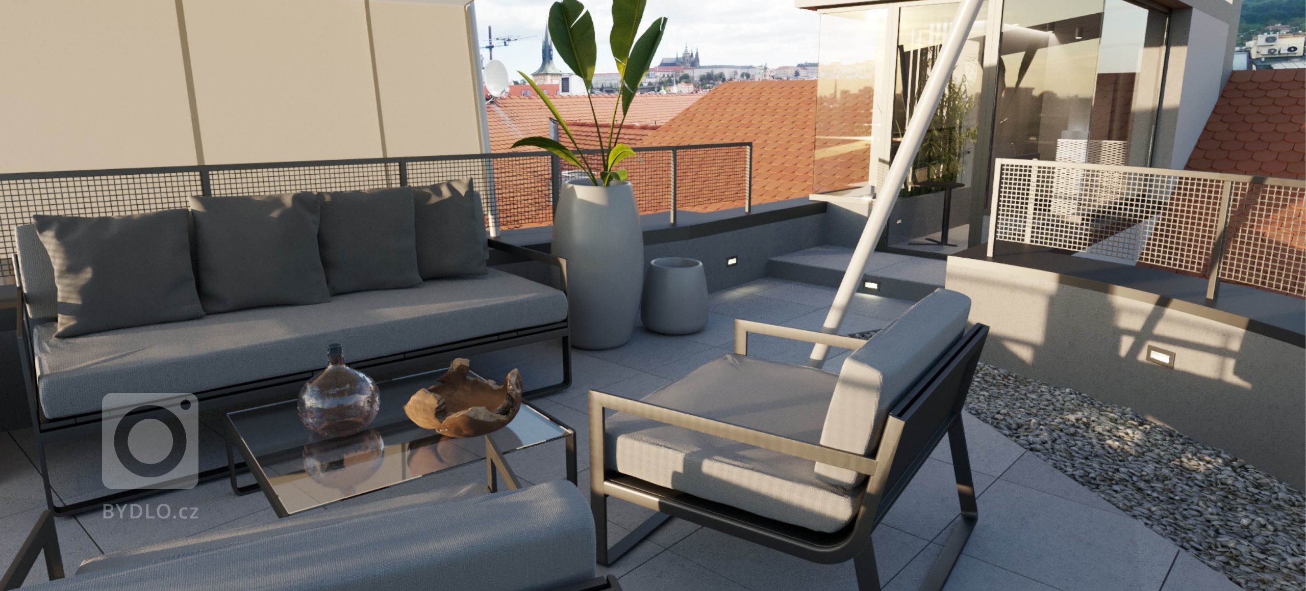 Některé byty, zvlášť ty podkrovní, mají své zvláštnosti, třeba v podobě střešních teras&hellip; Překvapením bylo, že dříve tu místo terasy stála půlkulatá věž,…