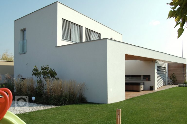 add picture to album