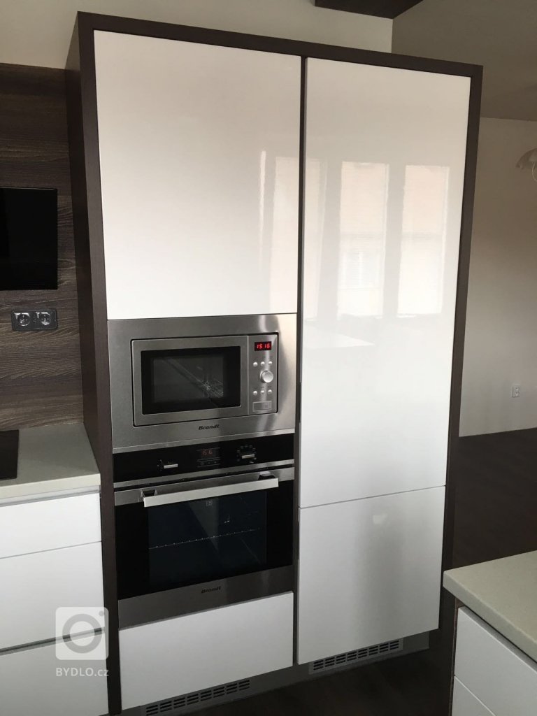 add picture to album