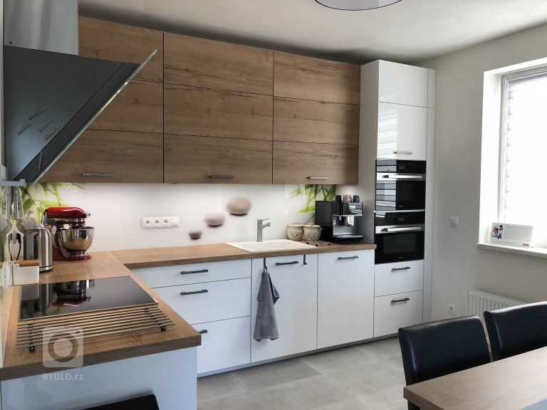 add picture to album