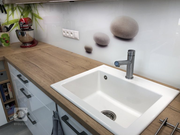 add picture to album