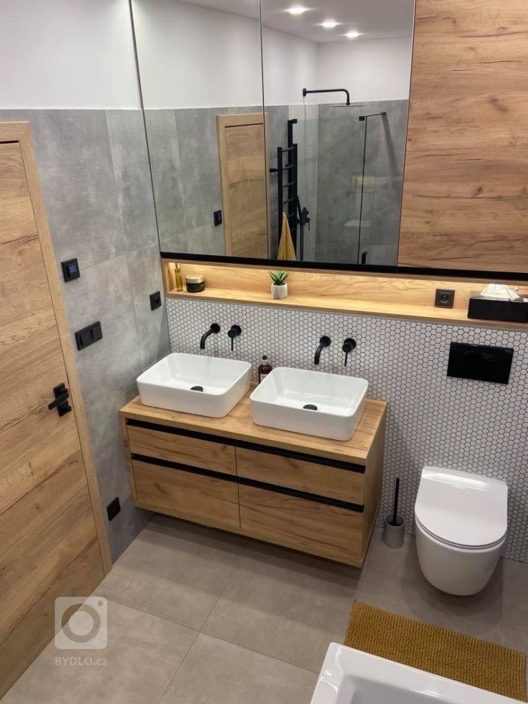 add picture to album