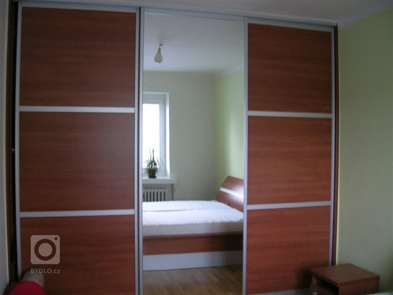 add picture to album