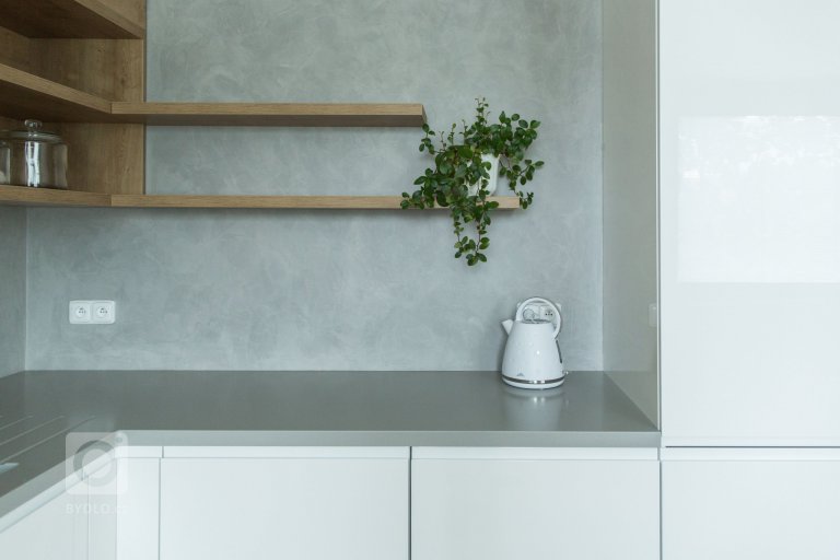 add picture to album