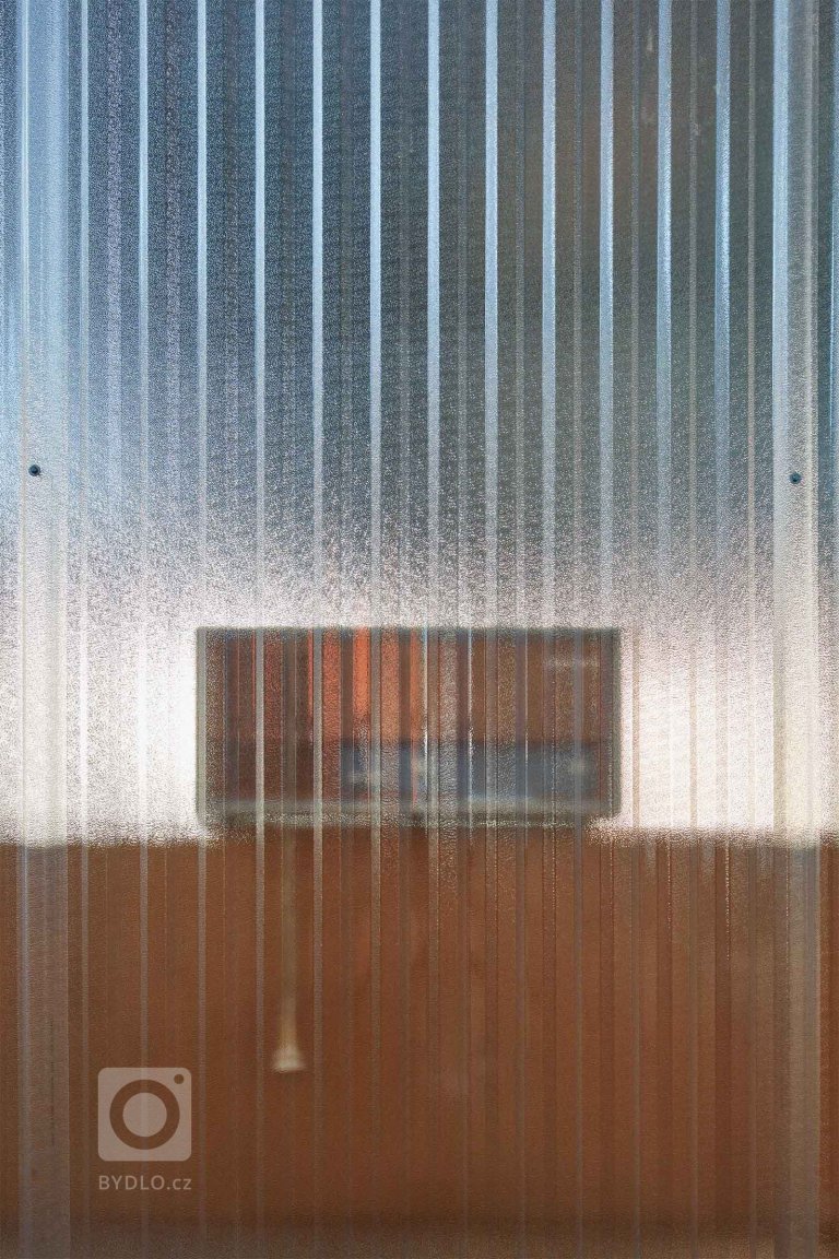 add picture to album