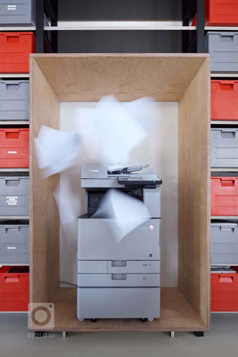 add picture to album