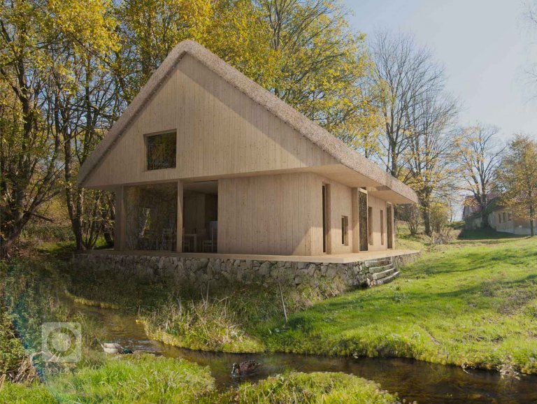 add picture to album