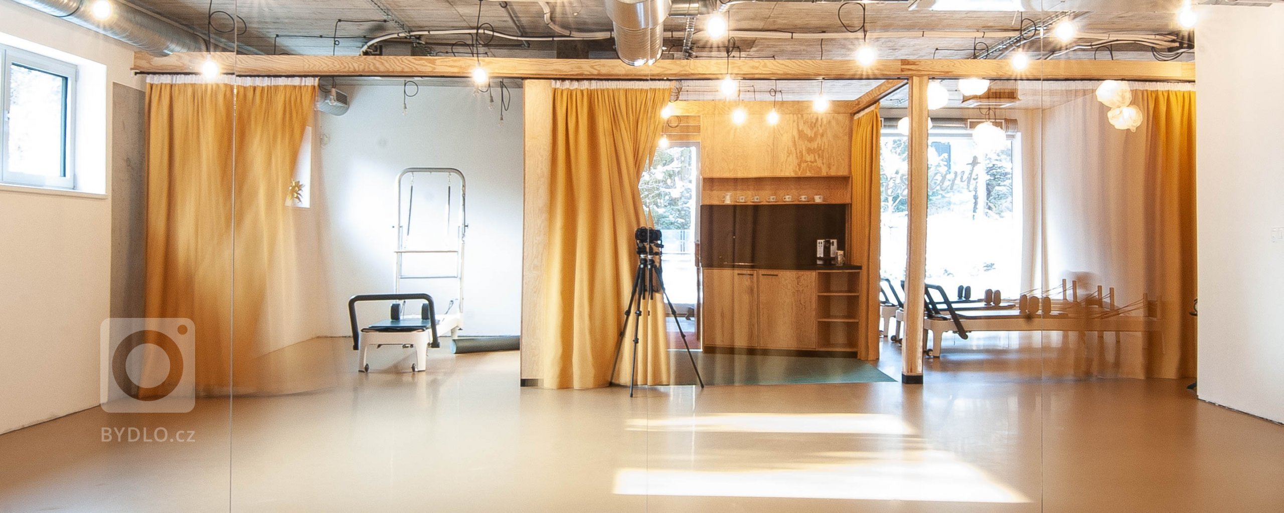 Specializované studio zaměřené na&nbsp;metodu pilates s názvem Pilates Art, které najdete v Klánovicích, je místem, kde se cvičí na&nbsp;dokonale vymyšlených a…