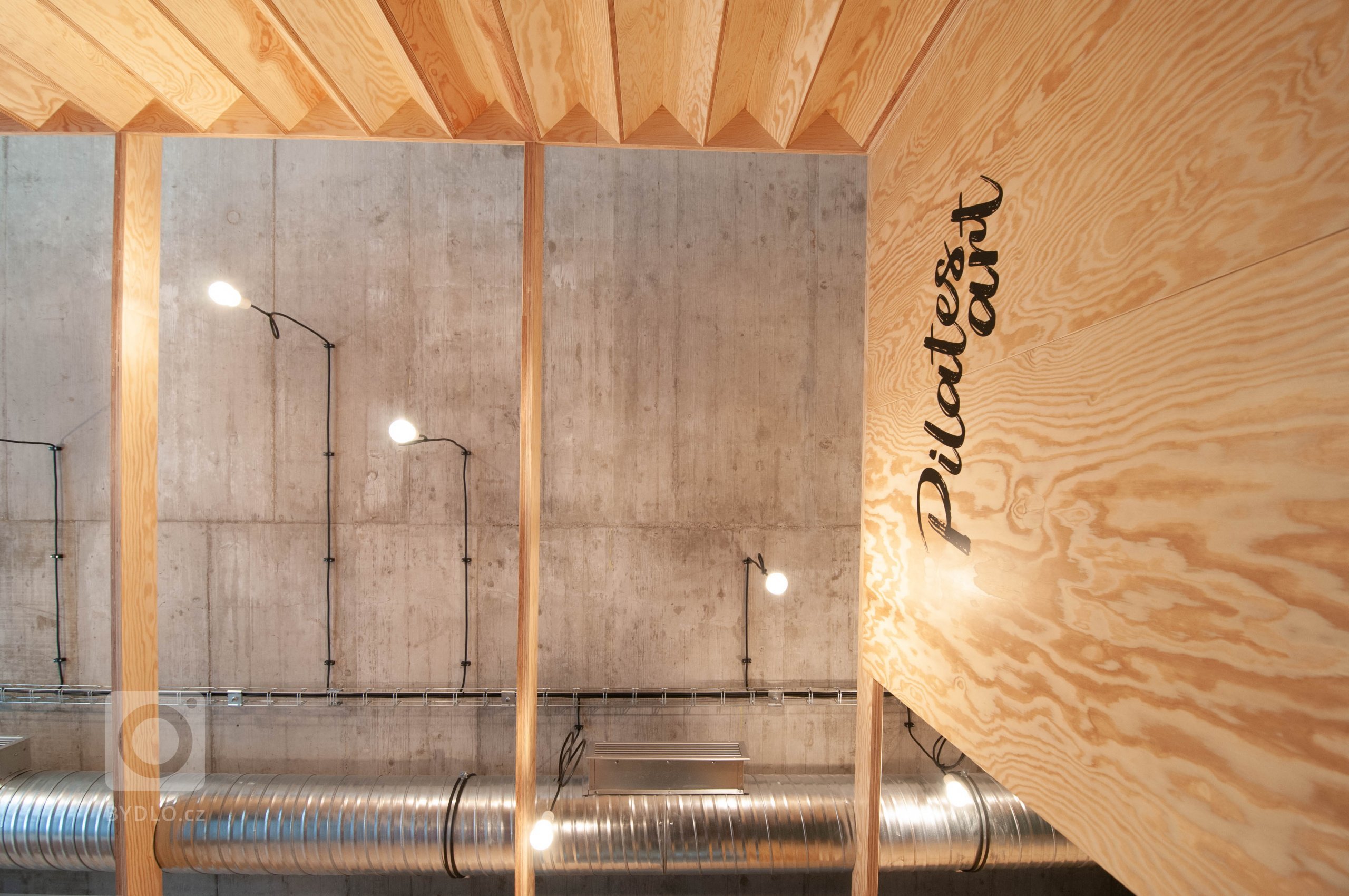 Specializované studio zaměřené na&nbsp;metodu pilates s názvem Pilates Art, které najdete v Klánovicích, je místem, kde se cvičí na&nbsp;dokonale vymyšlených a…