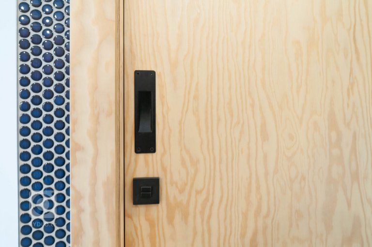 add picture to album