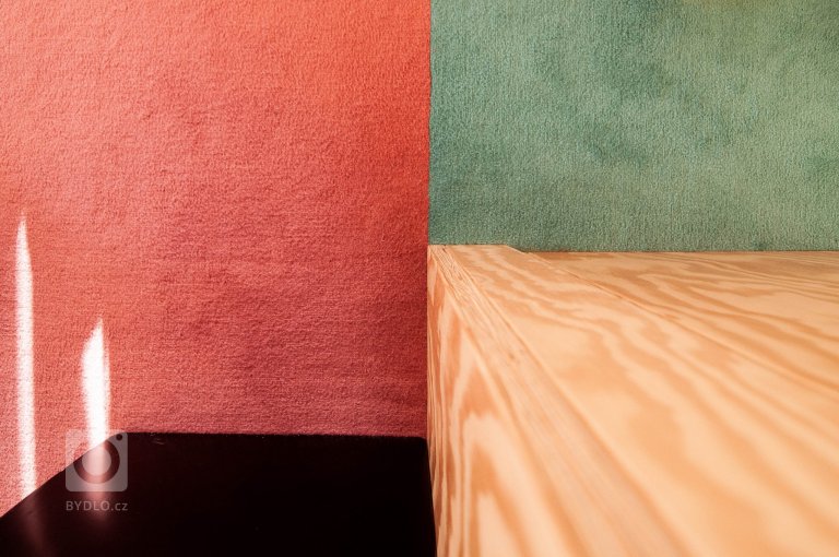 add picture to album