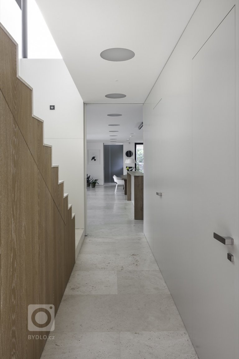 add picture to album