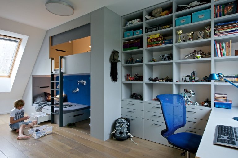 add picture to album