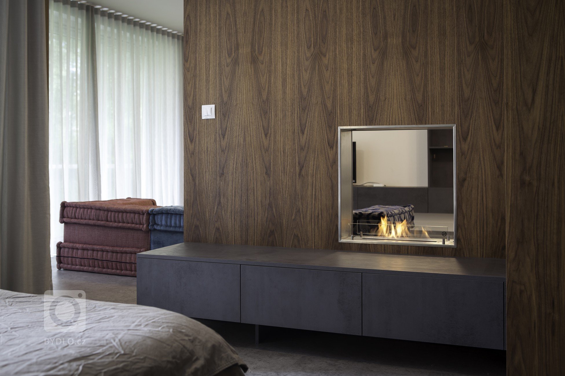 Představujeme vám náš oblíbený interiér.&nbsp;Při kompletní rekonstrukci jsme&nbsp;stávající prostor s mnoha zdmi maximálně otevřeli.

Všechny stěny jsme…