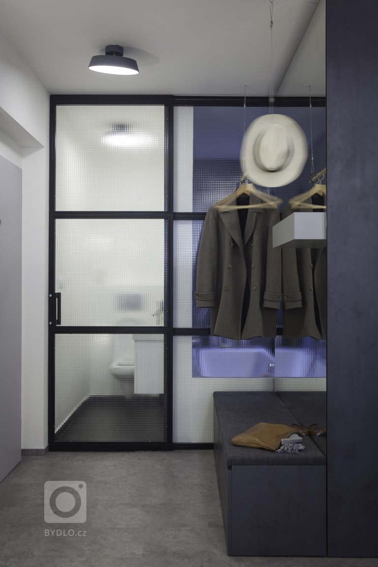 add picture to album